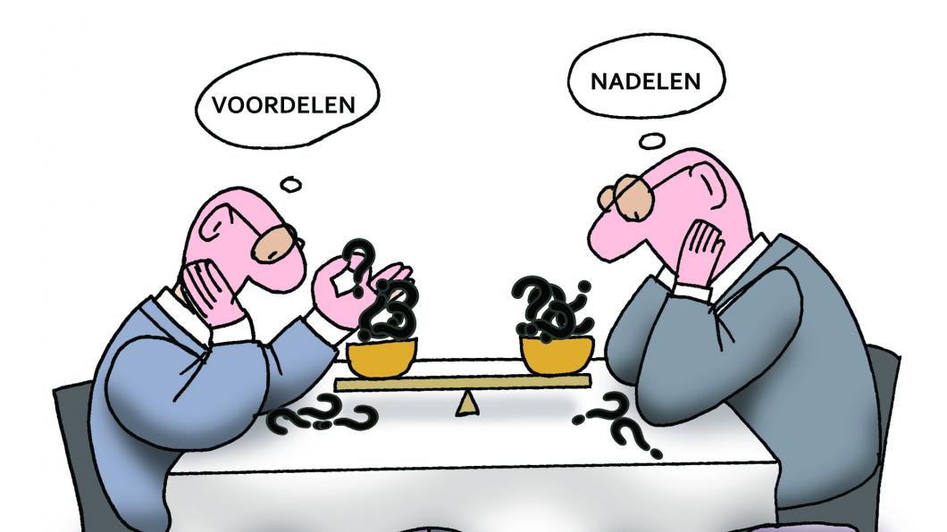 Illustratie van twee mannen die aan tafel voordelen en nadelen wegen