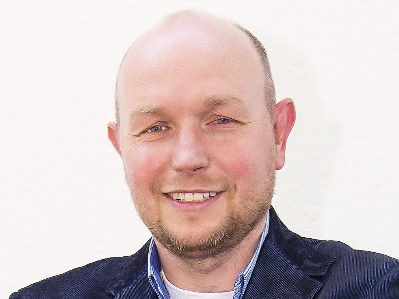 Theo Brand, hoofdredacteur ad interim van tijdschrift De Helling
