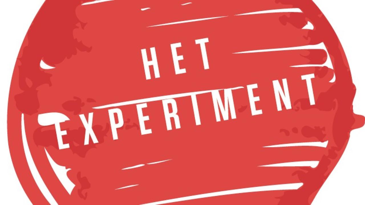 Het experiment in witter letters geschreven op rood ingekleurd vakje op stembiljet.